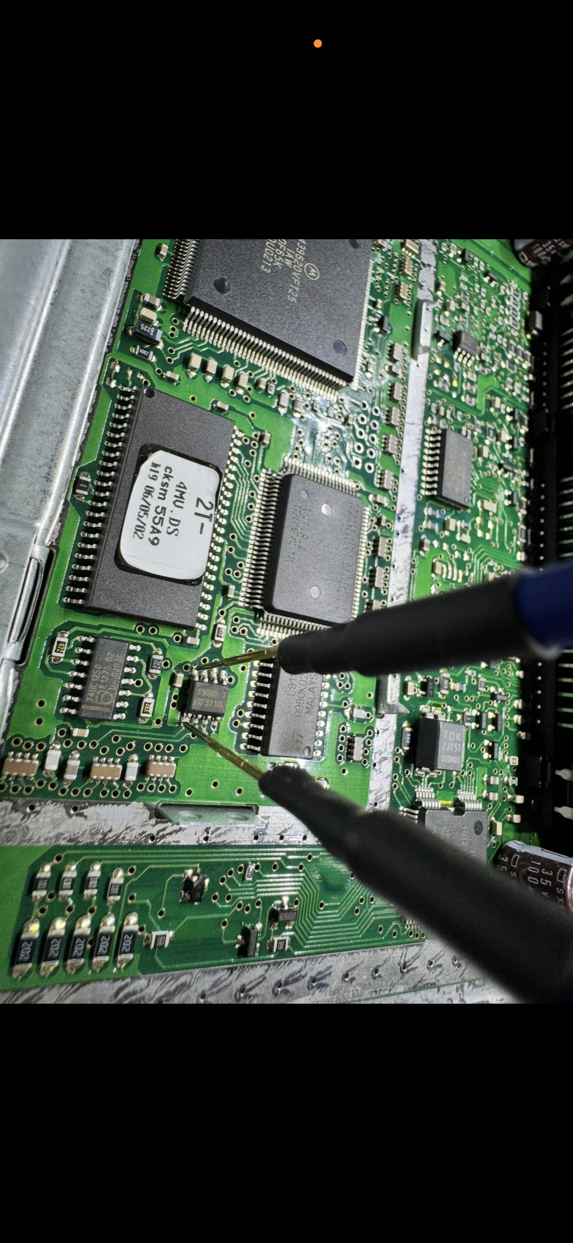 Detalle de la electrónica de una centralita